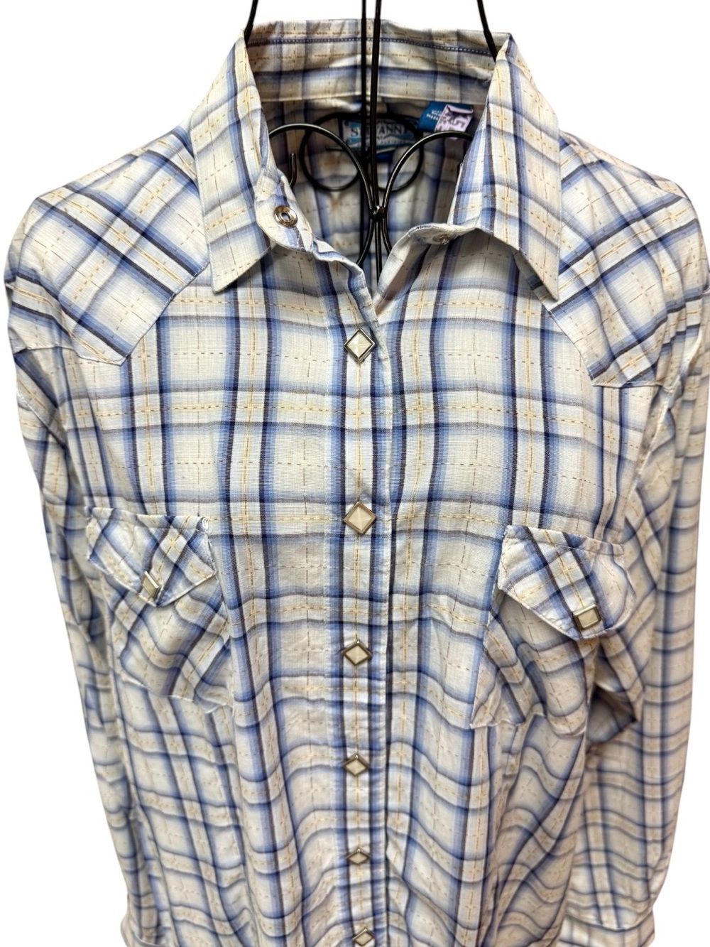 NWOT Shyanne Western Blue and Cream 100 % Cotton Plaid Button-Down Shirt Large